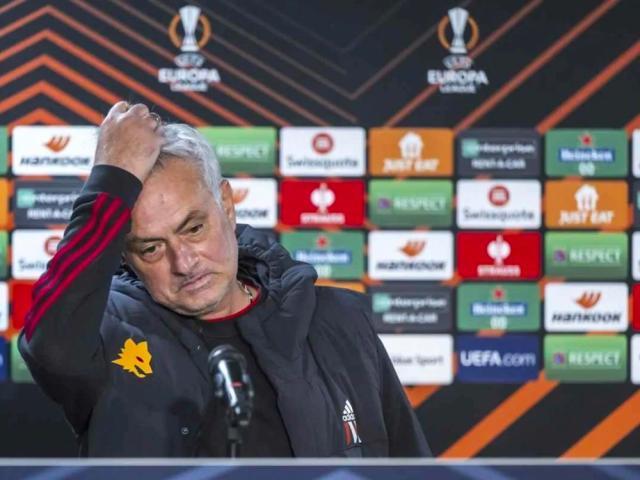 企鹅体育直播tv版-穆帅：罗马有球员太马虎，我无法像瓜那样惩罚他们